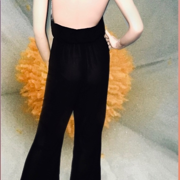Black/Silver Halter Jumpsuit / size (M) NEW!! - Picture 4 of 5